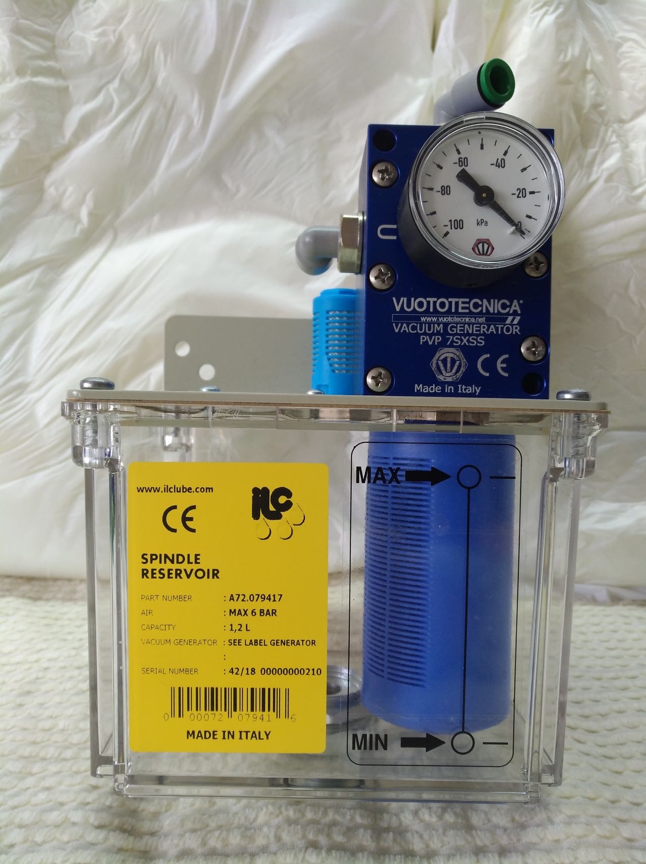 气动储液真空泵